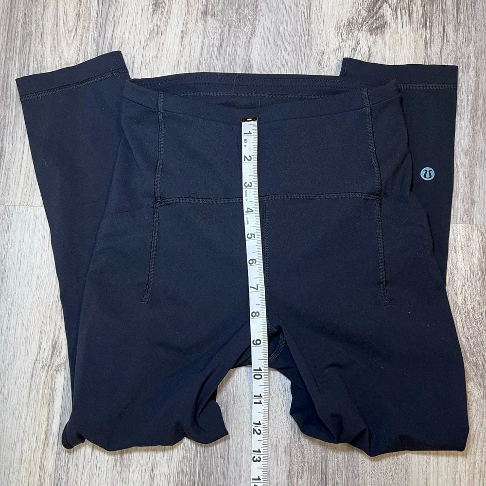Lululemon Capri Leggings Women's‎ Black Size 2